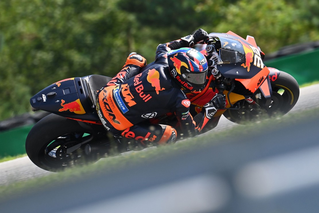 Brad Binder Juara MotoGP Ceko 2020