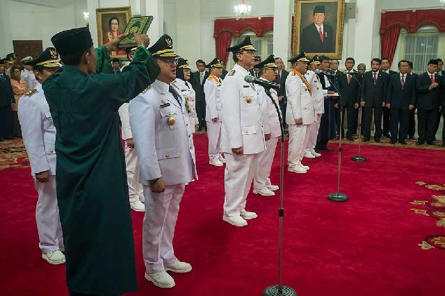 Presiden Lantik Gubernur dan Wakil Gubernur
