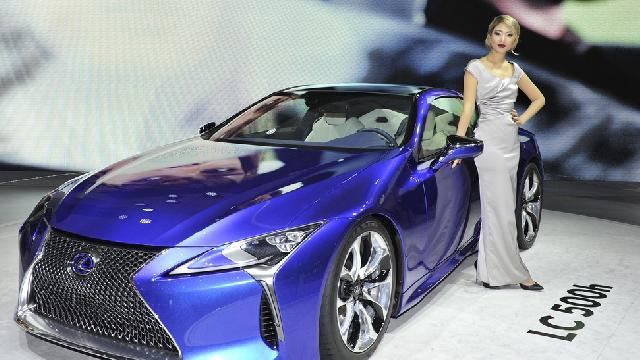 Melihat Mobil Hebat di Geneva Motor Show 2016