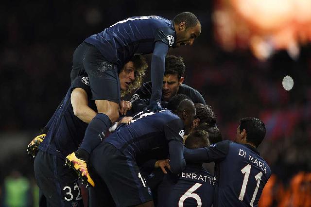 Cavani Bawa PSG Taklukkan Chelsea 2-1