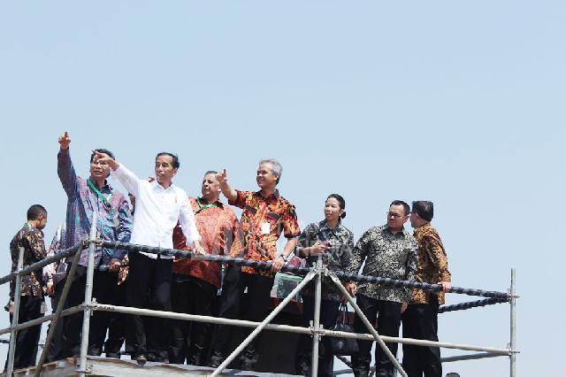 Presiden Jokowi Resmikan Proyek PLTU di Batang Jawa Tengah