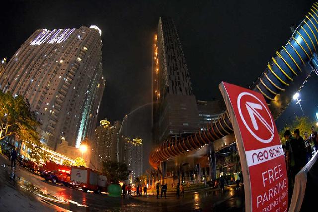 Kebakaran Landa Gedung Neo Soho
