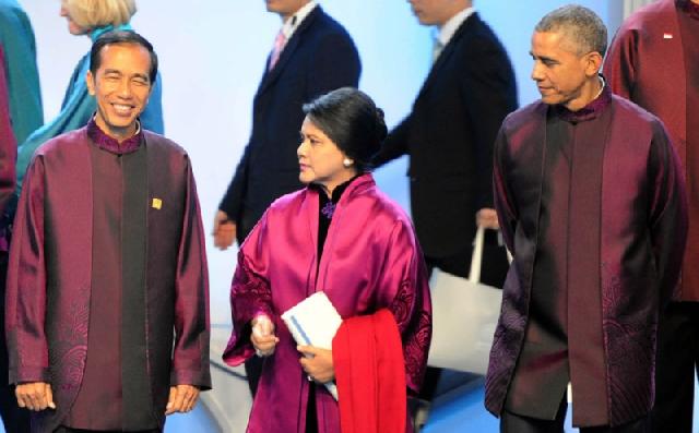 Family Photo KTT APEC 2014 