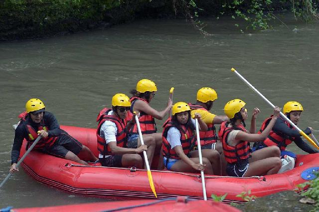 Obama Rafting di Sungai Ayung Badung
